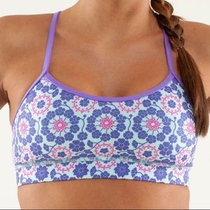 Lululemon Flow Y Bra Twiggy printed purple power